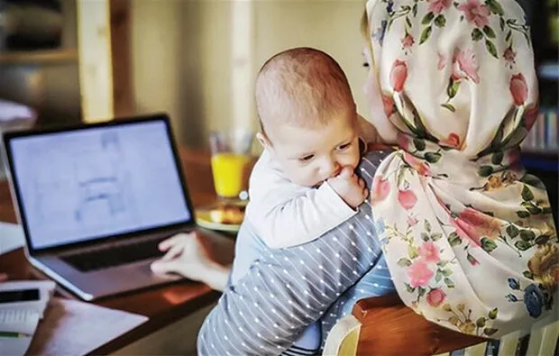 اخراج کارمندان دارای حداقل ۳ فرزند و بانوان باردار یا دارای فرزند شیرخوار ممنوع شد